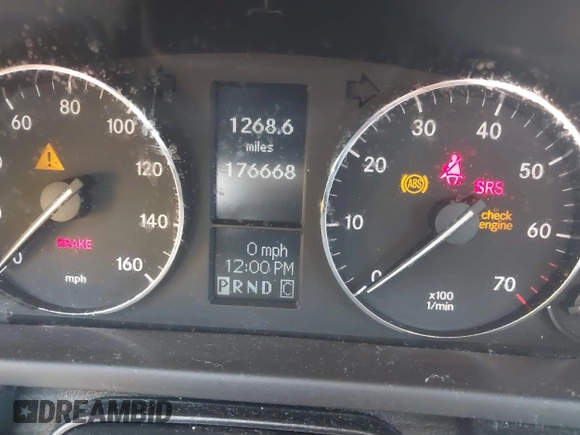 2007 Mercedes-Benz C 230 Sport z VIN WDBRF52HX7F907706, wystawiony jako IAAI lot #42456909 z przebiegiem 176 668 mil mil oraz . Historia ofert i sprzedaży dostępna na DreamBid. Obrazek 7.