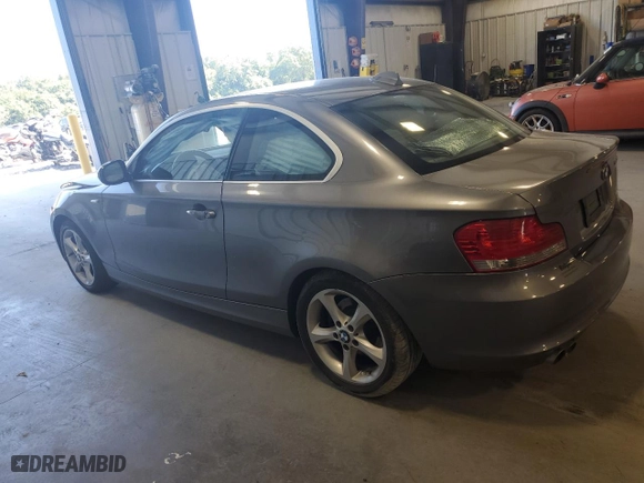 2010 BMW 1 Series 128i with VIN WBAUP7C58AVK77512, listed as a Copart auction lot 68623084 with 111,092 mi miles and Salvage Title. Bid and sale history available at carsss.com. Image 2.