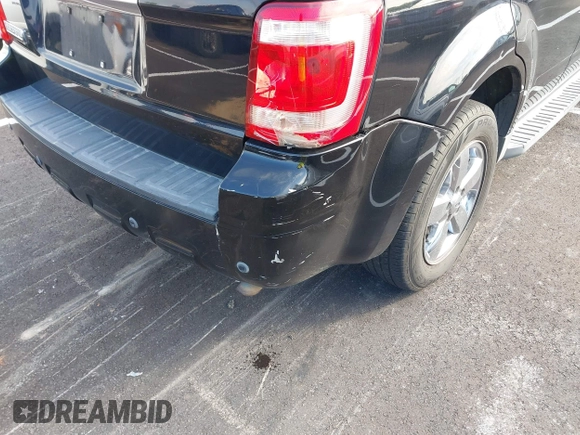 2009 Ford Escape Limited с VIN 1FMCU04G29KB00803, выставлен на аукционе IAAI как лот 42261561 с пробегом 240 655 миль миль и . История ставок и продаж доступна на DreamBid. Изображение 6.