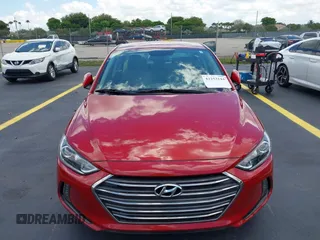 2017 Hyundai Elantra Value Edition z VIN KMHD84LF4HU073311, wystawiony jako IAAI lot #42253144 z przebiegiem 38 127 mil mil oraz . Historia ofert i sprzedaży dostępna na DreamBid. Obrazek 6.