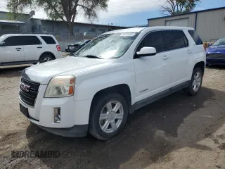 2015 GMC Terrain SLE z VIN 2GKALMEK4F6172730, wystawiony jako Copart lot #56135905 z przebiegiem 172 274 mil mil oraz Szkoda całkowita • Salvage title. Historia ofert i sprzedaży dostępna na DreamBid. Obrazek 1.