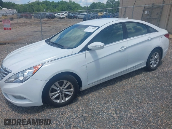 2013 Hyundai Sonata GLS z VIN 5NPEB4AC2DH744689, wystawiony jako IAAI lot #42533404 z przebiegiem 127 021 mil mil oraz . Historia ofert i sprzedaży dostępna na DreamBid. Obrazek 2.