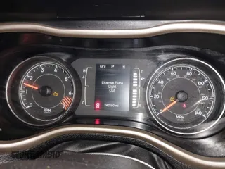 2015 Jeep Cherokee Sport with VIN 1C4PJMAB6FW773953, listed as a IAAI auction lot 41565879 with 242,580 mi miles. Bid and sale history available at carsss.com. Image 7.