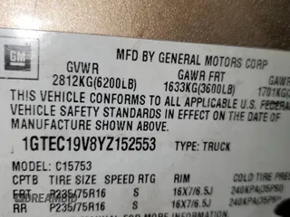 2000 GMC New Sierra 1500 SL with VIN 1GTEC19V8YZ152553, listed as a Copart auction lot 74640134 with 0 mi miles and Non Repairable. Bid and sale history available at carsss.com. Image 12.