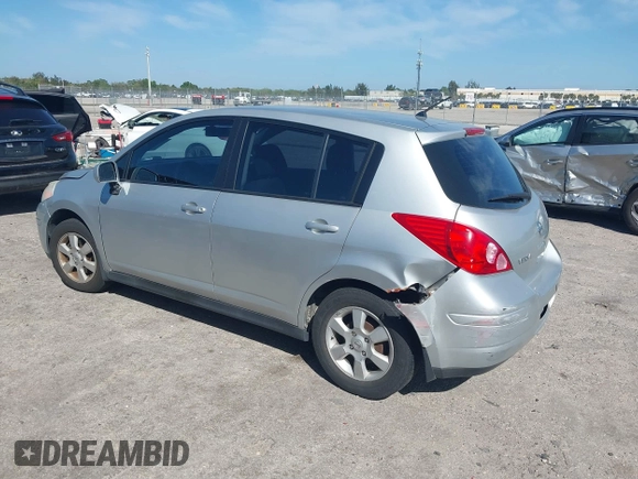 2009 Nissan Versa 1.8 SL with VIN 3N1BC13E39L474041, listed as a IAAI auction lot 41739792 with 43,781 mi miles. Bid and sale history available at carsss.com. Image 3.