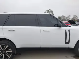 2023 Land Rover Range Rover SE z VIN SALKPBE73PA070434, wystawiony jako IAAI lot #42289191 z przebiegiem 14 920 mil mil oraz . Historia ofert i sprzedaży dostępna na DreamBid. Obrazek 13.