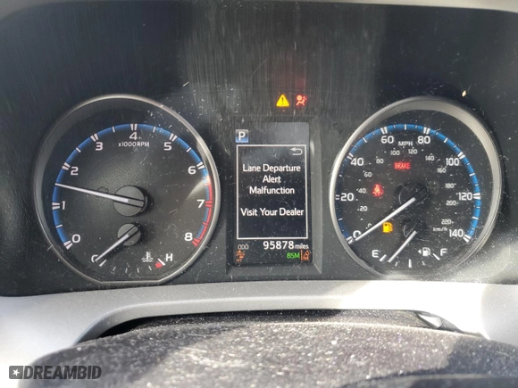 2018 Toyota RAV4 XLE with VIN 2T3WFREVXJW427538, listed as a Copart auction lot 50167445 with 95,878 mi miles and Salvage Title. Bid and sale history available at carsss.com. Image 9.