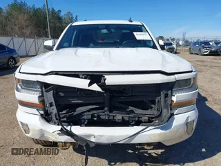 2018 Chevrolet Silverado 1500 LT with VIN 3GCUKREC3JG504431, listed as a IAAI auction lot 41609921 with 192,742 mi miles. Bid and sale history available at carsss.com. Image 12.