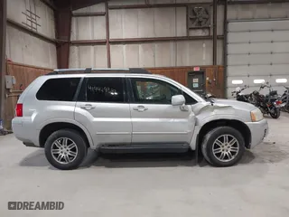 2004 Mitsubishi Endeavor LS with VIN 4A4MN21S94E009506, listed as a IAAI auction lot 41944936 with 145,746 mi miles. Bid and sale history available at carsss.com. Image 13.