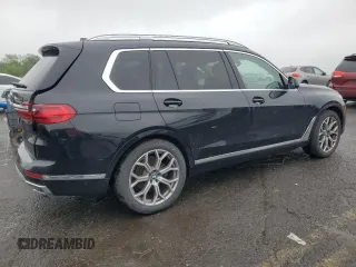 2021 BMW X7 xDrive40i z VIN 5UXCW2C05M9G92861, wystawiony jako Copart lot #56915745 z przebiegiem 65 196 mil mil oraz Szkoda całkowita • Salvage title. Historia ofert i sprzedaży dostępna na DreamBid. Obrazek 3.