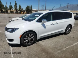 2017 Chrysler Pacifica Limited with VIN 2C4RC1GG9HR841615, listed as a Copart auction lot 63772535 with 111,971 mi miles and Clean title. Bid and sale history available at DreamBid. Image 1.