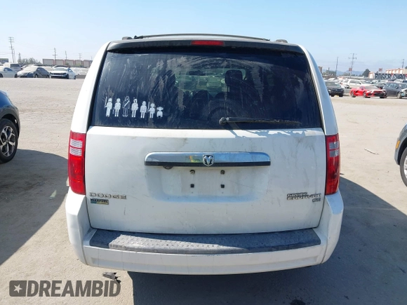 2010 Dodge Grand Caravan SE z VIN 2D4RN4DE5AR237793, wystawiony jako IAAI lot #42837195 z przebiegiem 267 873 mil mil oraz . Historia ofert i sprzedaży dostępna na DreamBid. Obrazek 16.