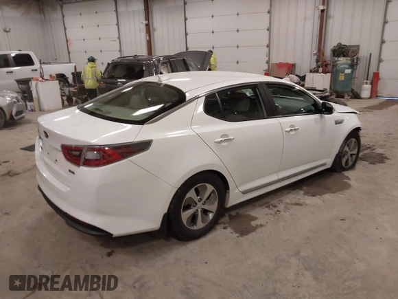 2014 Kia Optima LX with VIN KNAGM4AD2E5076063, listed as a IAAI auction lot 42014109 with 159,450 mi miles and . Bid and sale history available at DreamBid. Image 4.