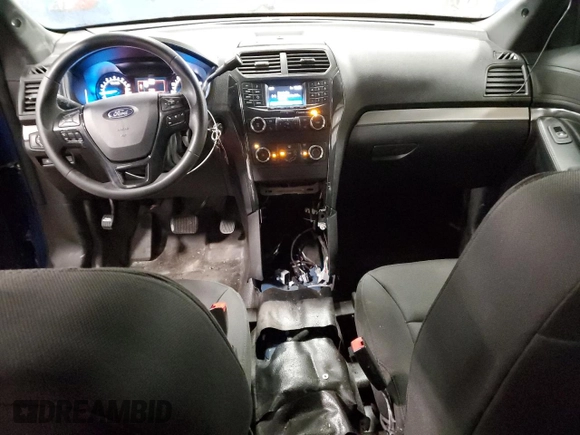 2019 Ford Police Interceptor Utility z VIN 1FM5K8AT2KGB15728, wystawiony jako Copart lot #47269075 z przebiegiem 101 595 mil mil oraz Czysty tytuł • Clean title. Historia ofert i sprzedaży dostępna na DreamBid. Obrazek 8.