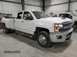 2017 Chevrolet Silverado 3500HD LTZ with VIN 1GC4K0CY1HF112862, listed as a Copart auction lot 89195455 with 125,654 mi miles and Salvage Title. Bid and sale history available at DreamBid. Image 4.