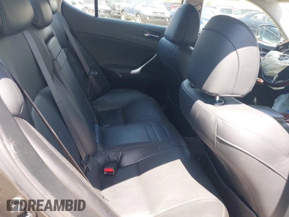 2006 Lexus IS 250 z VIN JTHCK262465007359, wystawiony jako IAAI lot #42234003 z przebiegiem 190 838 mil mil oraz . Historia ofert i sprzedaży dostępna na DreamBid. Obrazek 8.