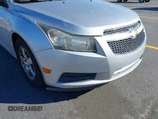 2014 Chevrolet Cruze 1LT with VIN 1G1PC5SB8E7201279, listed as a IAAI auction lot 41851574 with 125,806 mi miles and . Bid and sale history available at DreamBid. Image 13.