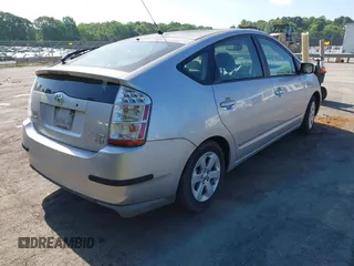 2009 Toyota Prius with VIN JTDKB20U093482773, listed as a IAAI auction lot 42180676 with 183,791 mi miles. Bid and sale history available at carsss.com. Image 4.