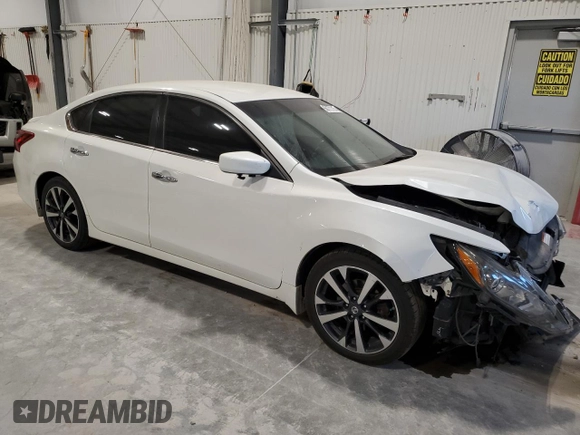 2017 Nissan Altima SR with VIN 1N4AL3AP2HN311278, listed as a Copart auction lot 56171115 with 160,202 mi miles and Salvage title. Bid and sale history available at DreamBid. Image 4.