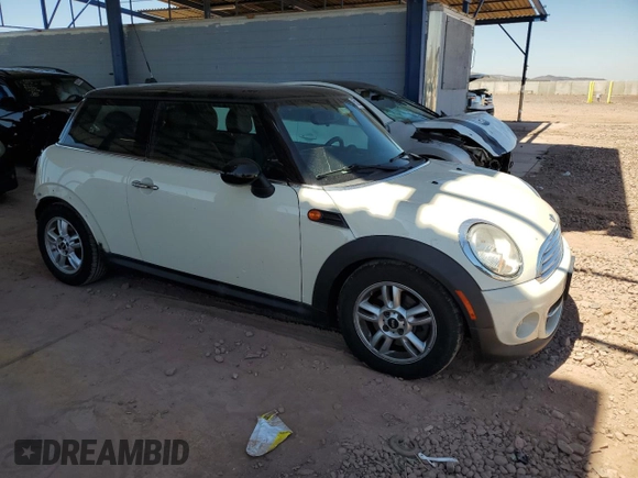 2012 MINI Hardtop z VIN WMWSU3C5XCT542244, wystawiony jako Copart lot #65226525 z przebiegiem 129 512 mil mil oraz Szkoda całkowita • Salvage title. Historia ofert i sprzedaży dostępna na DreamBid. Obrazek 4.