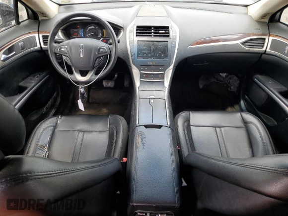2016 Lincoln MKZ Hybrid z VIN 3LN6L2LU2GR627168, wystawiony jako Copart lot #57959145 z przebiegiem 263 253 mil mil oraz Szkoda całkowita • Salvage title. Historia ofert i sprzedaży dostępna na DreamBid. Obrazek 8.
