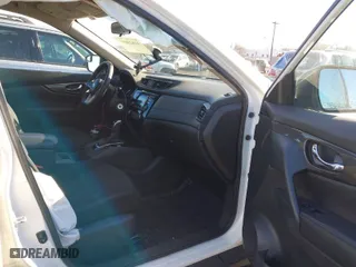 2017 Nissan Rogue SV with VIN 5N1AT2MV6HC784722, listed as a IAAI auction lot 41823697 with 87,169 mi miles. Bid and sale history available at carsss.com. Image 5.