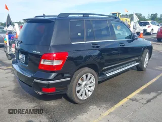 2010 Mercedes-Benz GLK 350 with VIN WDCGG8HB5AF285415, listed as a IAAI auction lot 42188423 with 105,047 mi miles and . Bid and sale history available at DreamBid. Image 4.