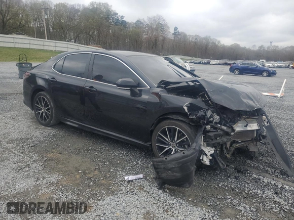 2022 Toyota Camry SE with VIN 4T1G11AK4NU645716, listed as a Copart auction lot 50390525 with 45,701 mi miles and Salvage Title. Bid and sale history available at carsss.com. Image 4.