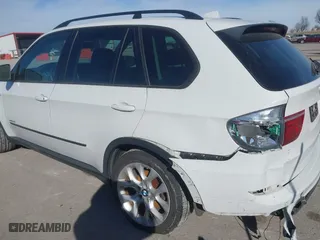 2011 BMW X5 35i with VIN 5UXZV4C57BL406526, listed as a IAAI auction lot 41580453 with 0 mi miles. Bid and sale history available at carsss.com. Image 12.