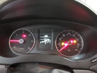 2014 Volkswagen Jetta TDI w/Premium с VIN 3VW3L7AJ6EM379401, выставлен на аукционе IAAI как лот 42086326 с пробегом 89 870 миль миль и . История ставок и продаж доступна на DreamBid. Изображение 7.