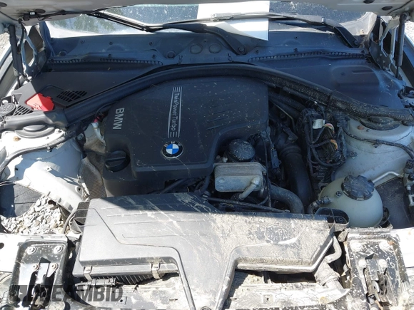 2013 BMW 3 Series 328i xDrive with VIN WBA3B5C53DF593056, listed as a IAAI auction lot 42560965 with 130,644 mi miles and . Bid and sale history available at DreamBid. Image 10.
