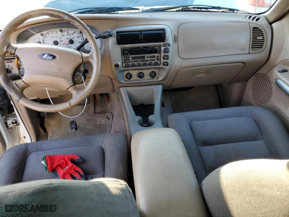 2002 Ford Explorer Sport Value with VIN 1FMYU60E32UD21981, listed as a Copart auction lot 82619254 with 260,676 mi miles and Salvage Title. Bid and sale history available at carsss.com. Image 8.