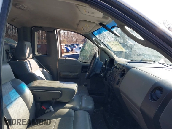 2006 Ford F-150 XL with VIN 1FTRF14W36NA60327, listed as a IAAI auction lot 41389877 with 1 mi miles. Bid and sale history available at carsss.com. Image 5.