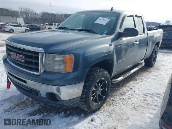2011 GMC Sierra 1500 with VIN 1GTR2VE31BZ302820, listed as a IAAI auction lot 41320623 with 207,772 mi miles and . Bid and sale history available at DreamBid. Image 17.