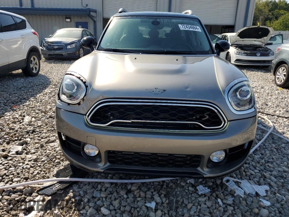 2018 MINI Countryman Cooper S E with VIN WMZYU7C4XJ3E56623, listed as a Copart auction lot 72434664 with 162,692 mi miles and Clean Title. Bid and sale history available at carsss.com. Image 5.