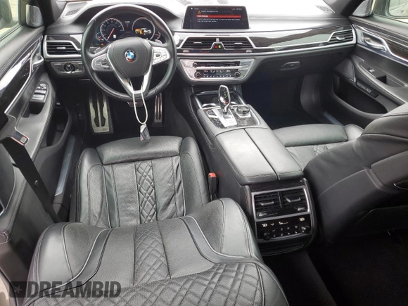 2018 BMW 7 Series 750i with VIN WBA7F0C59JGM24142, listed as a Copart auction lot 45532365 with 62,120 mi miles and Salvage Title. Bid and sale history available at carsss.com. Image 8.