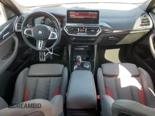 2023 BMW X3 M z VIN 5YM13EC05P9P18161, wystawiony jako Copart lot #42135544 z przebiegiem 17 524 mil mil oraz Szkoda całkowita • Salvage title. Historia ofert i sprzedaży dostępna na DreamBid. Obrazek 8.