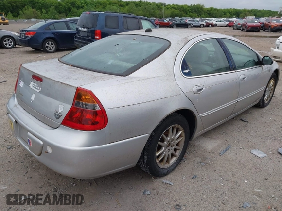 2004 Chrysler 300M M z VIN 2C3HE66G94H692745, wystawiony jako IAAI lot #42255768 z przebiegiem 106 098 mil mil oraz . Historia ofert i sprzedaży dostępna na DreamBid. Obrazek 4.