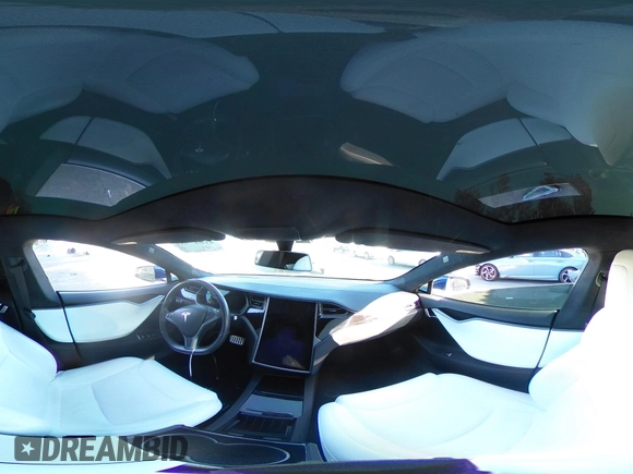 2019 Tesla Model S 75D z VIN 5YJSA1E27KF333645, wystawiony jako IAAI lot #41647989 z przebiegiem 52 528 mil mil oraz . Historia ofert i sprzedaży dostępna na DreamBid. Obrazek 21.