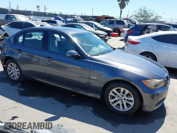 2007 BMW 3 Series 328xi with VIN WBAVC93567KX54444, listed as a IAAI auction lot 41819919 with 1 mi miles. Bid and sale history available at carsss.com. Image 1.