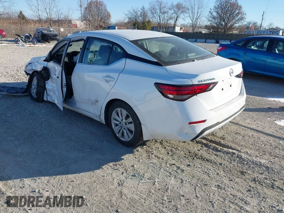 2022 Nissan Sentra S with VIN 3N1AB8BV7NY220533, listed as a IAAI auction lot 41040679 with 83,755 mi miles. Bid and sale history available at carsss.com. Image 3.
