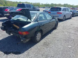 1995 Acura Integra LS z VIN JH4DB7657SS016273, wystawiony jako IAAI lot #42163413 z przebiegiem 222 583 mil mil oraz . Historia ofert i sprzedaży dostępna na DreamBid. Obrazek 4.