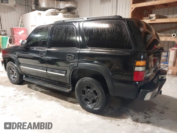 2005 Chevrolet Tahoe LS z VIN 1GNEK13T65J189354, wystawiony jako IAAI lot #42307925 z przebiegiem 166 521 mil mil oraz . Historia ofert i sprzedaży dostępna na DreamBid. Obrazek 3.