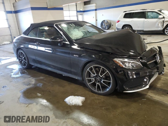 2018 Mercedes-Benz C 43 AMG с VIN WDDWK6EB8JF632217, выставлен на аукционе Copart как лот 87770605 с пробегом Не указан миль и Списание • Salvage title. История ставок и продаж доступна на DreamBid. Изображение 4.