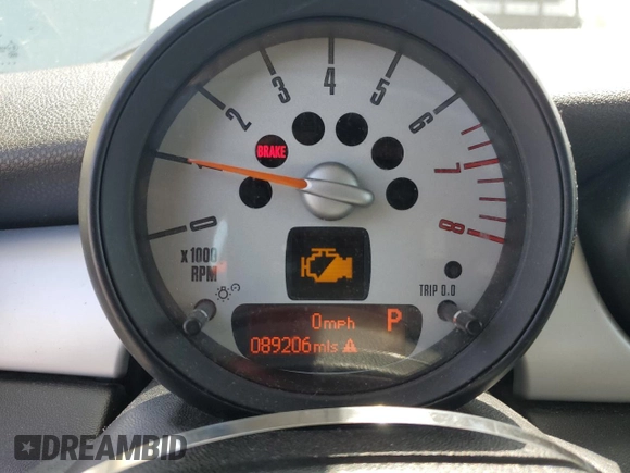 2012 MINI Hardtop with VIN WMWSU3C51CT543931, listed as a Copart auction lot 57533695 with 89,206 mi miles and Clean Title. Bid and sale history available at DreamBid. Image 9.
