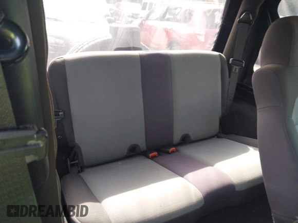 2006 Jeep Wrangler X with VIN 1J4FA39S36P763346, listed as a IAAI auction lot 42321825 with 104,077 mi miles and . Bid and sale history available at DreamBid. Image 8.
