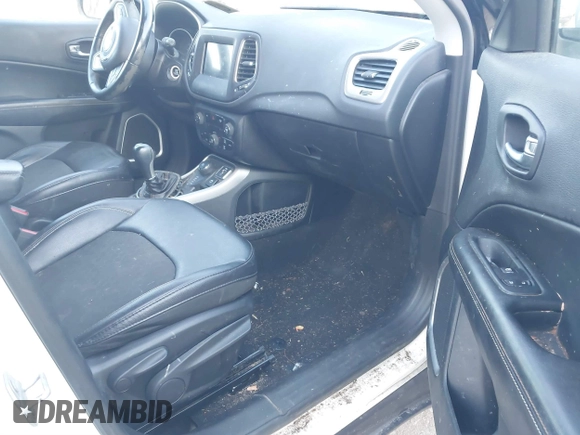 2019 Jeep Compass Latitude with VIN 3C4NJDBB4KT714079, listed as a IAAI auction lot 41317866 with 76,601 mi miles and . Bid and sale history available at DreamBid. Image 5.