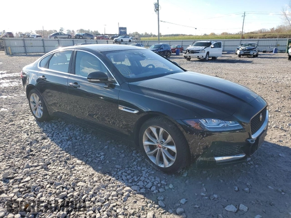 2017 Jaguar XF with VIN SAJBJ4BN1HCY48776, listed as a Copart auction lot 83594064 with 69,469 mi miles and Clean Title. Bid and sale history available at DreamBid. Image 4.