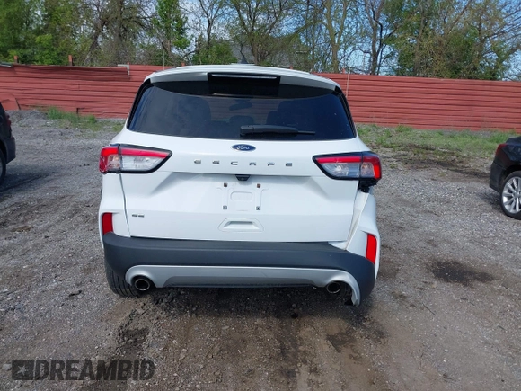 2021 Ford Escape SE z VIN 1FMCU0G60MUB22668, wystawiony jako IAAI lot #42213083 z przebiegiem 25 159 mil mil oraz . Historia ofert i sprzedaży dostępna na DreamBid. Obrazek 16.