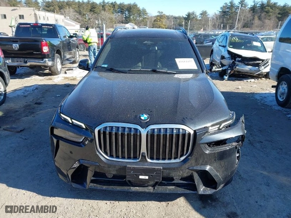 2025 BMW X7 xDrive40i with VIN 5UX23EM04S9Y00286, listed as a IAAI auction lot 41684457 with 1,293 mi miles. Bid and sale history available at carsss.com. Image 12.